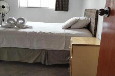 مبيت وإفطار Hospedaje & Casa Playa Aurora