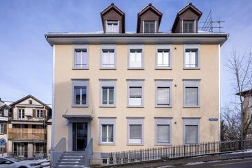 Eh Apartments Jupiter