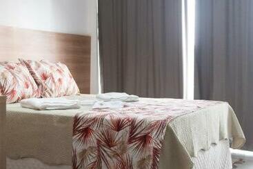 בית מלון כפרי Central