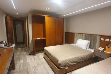 هتل Garden City Plaza