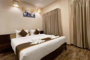 ホテル Jaldapara Forest Tourist Lodge Jftl