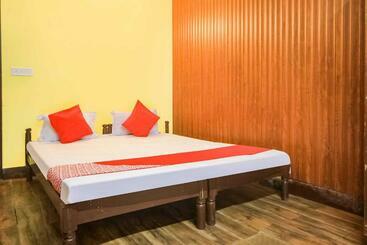 酒店 Oyo 91173 Unique Restaurant & Gust House Kharkhoda Sonipat Haryana