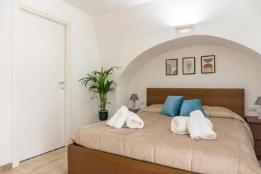 Room In Bloom Bed And Breakfast