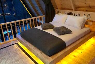 هتل آپارتمان Vadi Kaya Dağ Evleri