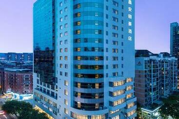 Xin An Yihao Hotel   Near Xiamen Railway Station, Near Vientiane City, Minibar Is Free