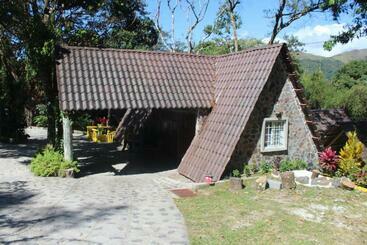 مبيت وإفطار Refugio Cariguana