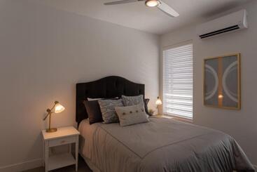 فندق Lofts 13 4 Bedroom Modern Loft Steps From The Pool