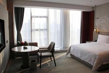 Hotel Ramada By Wyndham Xiangyang Xiangcheng