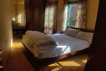 בית מלון כפרי River Land