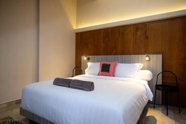 Szálloda Sareh Villa By The Lavana