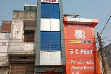 בית מלון כפרי Spot On 80628g Tanwer Oyo