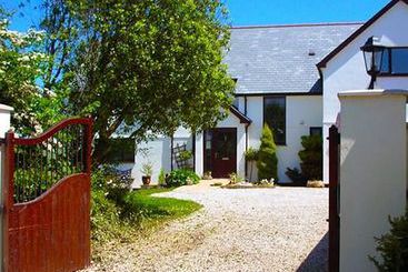 Bed and Breakfast Bosvean House