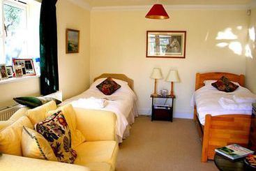 تختخواب و صبحانه Bridge Cottage