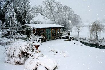 تختخواب و صبحانه Bridge Cottage