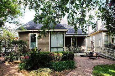 Bed and Breakfast Fort Conde Inn Mobile