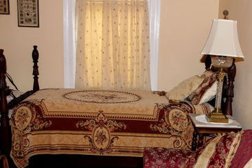 Bisland House Bed And Breakfast