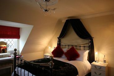 호텔 Les Bouviers Restaurant With Rooms