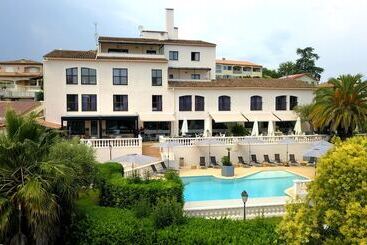 בית מלון כפרי Perla Riviera