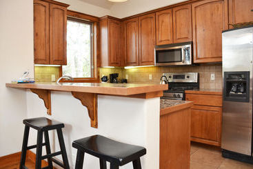 호텔 Saddlewood By Ski Village Resorts