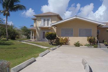 هتل Spotts Beach Houses
