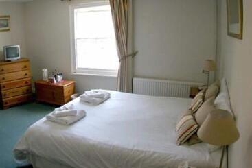 فندق The Greyhound Inn  Aldbury