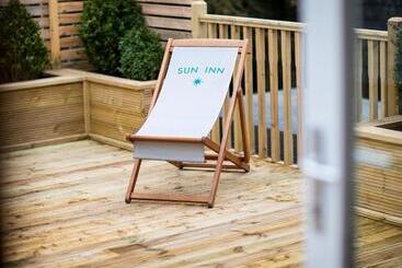 בית מלון כפרי The Sun Inn