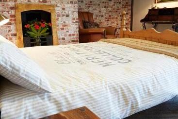 Lower Drayton Farm B&b