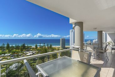 아파트 Oscar On Main Beach Resort