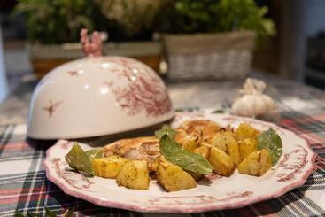 펜션 Homelands Guest House