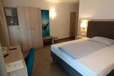 호텔 Gesundheits  & Wellnessresort Salzerbad