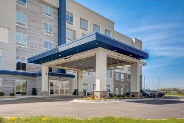 בית מלון כפרי Hampton Inn & Suites Williamstown Ark Encounter, Ky