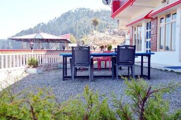 בית מלון כפרי Mount View Dhanaulti Dreams