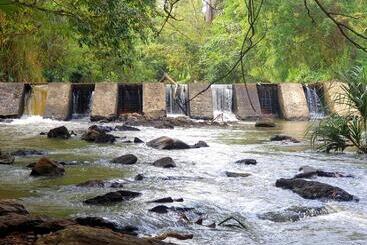 بنسيون Mini Jungle Canopy Udawalawe