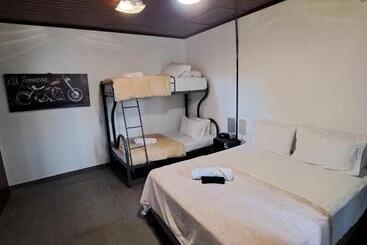 ユースホステル Pousada Trilha Da Serra