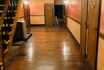 Otel โรงแรมคุ้มเดช   Koomdech