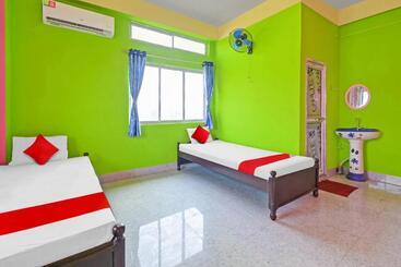 בית מלון כפרי Oyo Flagship 80594 Kriyan