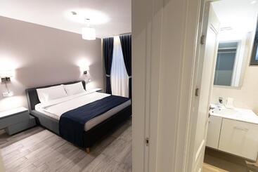 Omnia Apartments