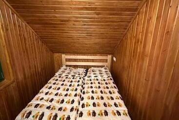 פנסיון Madarasi Sportbázis