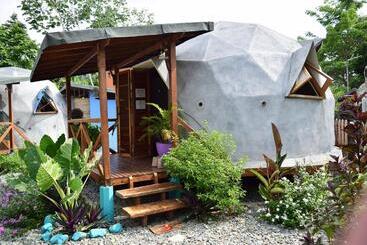 هاستل Mi Casa Es Tu Casa Glamping