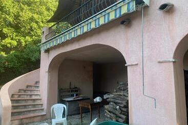Bed and Breakfast Le Mas Des Cabris