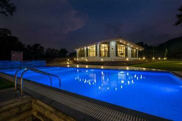 Hillrock Resort & Villas, Neral Karjat