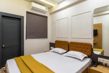 Hotel Prince Residency Club House