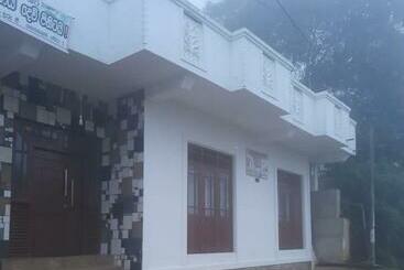 פנסיון Foxhill Resort