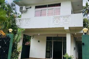 ペンション Nilan Villa