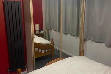 پانسیون Southway Double Room Near Derriford