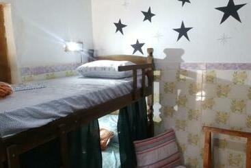 Poços Hostel