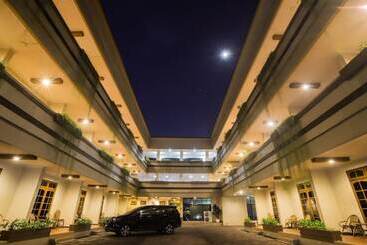 Votel Kartika Abadi  Madiun