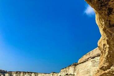 민박 Chambre Privée Dans Un Très Bel Appartement Sur Le Port