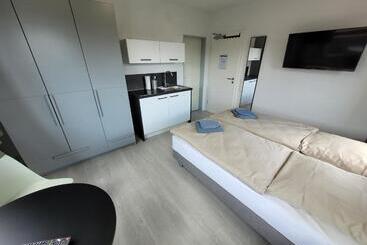 מלון דירות Guesthouse Wi Rooms