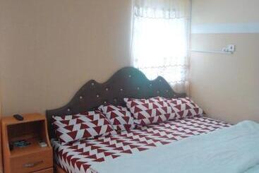 פנסיון City Stay Lodging Center